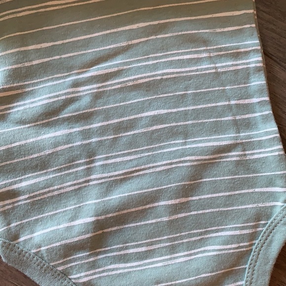 KYLE & DEENA BABY ONSIE & PAJAMA SET NWT - Picture 7 of 9